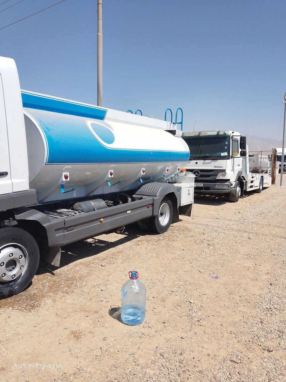 معرض هاوڕێ حداد
اتیکوی تە نکە ر 2005 تەنکی 8000شە معە بە س تە بریتە سە نە وی تازە یە
اتیکو 2005شمعە تنکر 8000مواصفات بس تبریدمحرک گیر بشرط سنویە  جدیدمکان سیارە سلیمانیە طریق طاسلوجە
***********
***********
