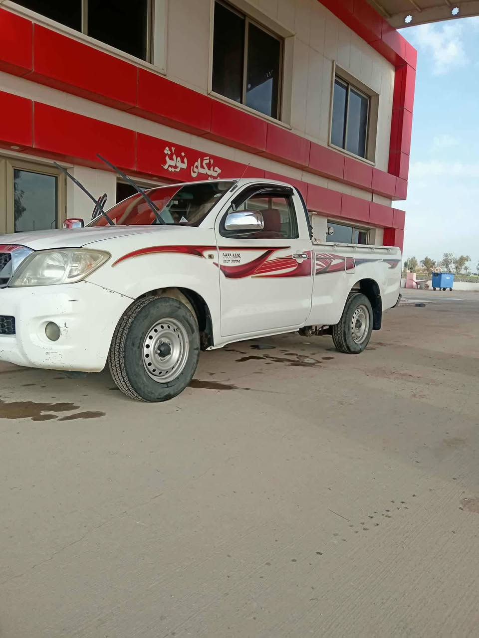 البيع بيكم موديل 2010رقم رابيل نكليزي السعر 145وبيه مجال ***********
