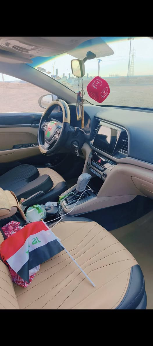 سلام عليكم لنتره للبيع موديل 2019سوبر سياره بيها جاملق وبنيد ولباقي كفاله كير محرك تبريد ثلج مكانه لانبار زويه ناحيت فرات ليريدهن ينتصل ويدلل ***********
