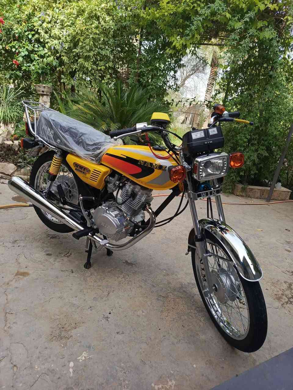 سلام عليكم دراجه ناريه للبيع ماصار هواي من نزلتها بعدها جديده كفاله  سعر 750 بيها مجال رقم استفسار ***********
