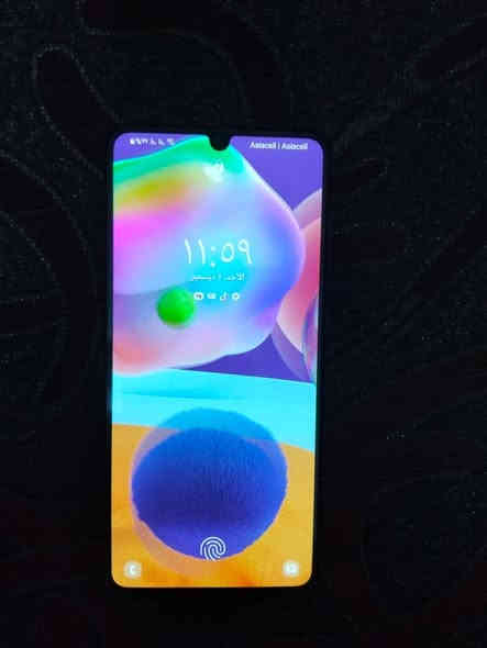 سامسونك راقي ومكفول وضمان شهر a31 ذاكره 128 شاشه سوبر امولد بصمه بالشاشه نضافه 100% للبيع 100 قفل رجاءا ***********
