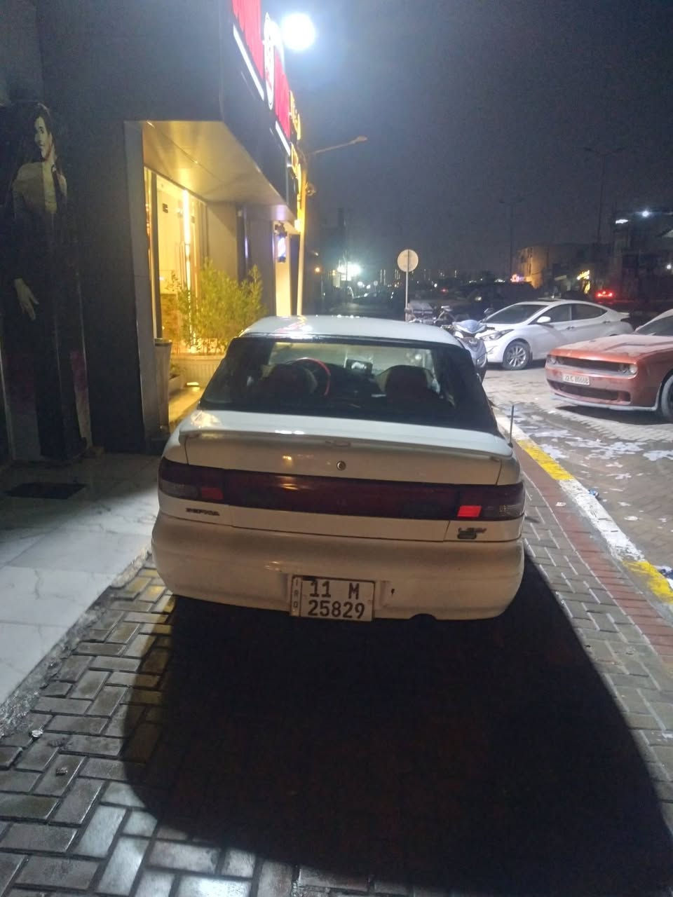 .السلام عليكم.
.كيا سيفيا ٩٥مسكر اوتو.
.رقم بغداد انكليزي باسمي. 
.لسيارة نظيفة كلش. 
.تدفئة تبريد.
.كهربائيات كلها شغالة. 
.السيارة جاهزه على اخر حبة. 
.المكان بغداد الغزالية.
.السعر 45ورقة وبيها مجال.
.استفسار اكثر. واتس أو إتصال. 
.***********.
