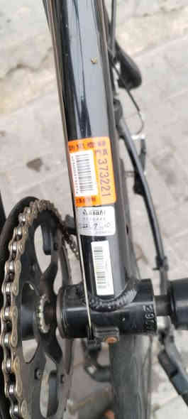 السلام عليكم ورحمة الله وبركاته
بايك موديل ٢٠٢٢ سي ٧٠٠ ترحال حجم ٢٨ 
باله ياباني وضع حاويه فول  
نضافه فول فول موصفات
ماركه ( نيستو العالميه ) 
  سستم كامل شيمانو
يدات فر شيمانو اصلي حديث 
السعر (175  الف) 
عكرب ماركه اصلي  شيمانو  
  لون ميمز اسود مختم 
كير ٧ / ١ شغال سستم كامل 
غير مستخدم داخل العراق
عنوان البصرة القبلة حي الرشيد 
هاتف *********** 
الاستفسار واتساب.
