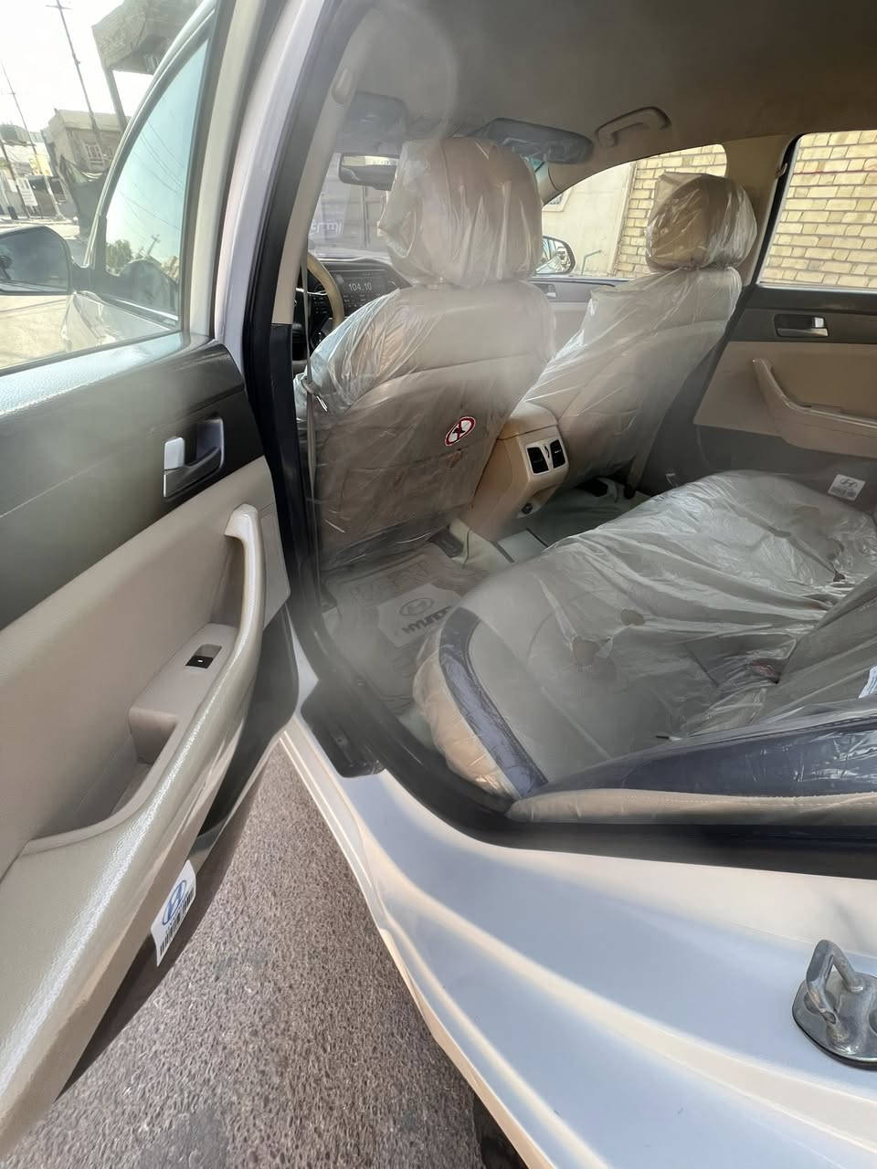 سلام عليكم

سوناتا 2016 خليجي سياره مكفوله كفاله  سياره رقم بغداد الماني سياره تبريد گير حداديه كامله سعر على 

رقم‬***********
ما متواجد على نت
