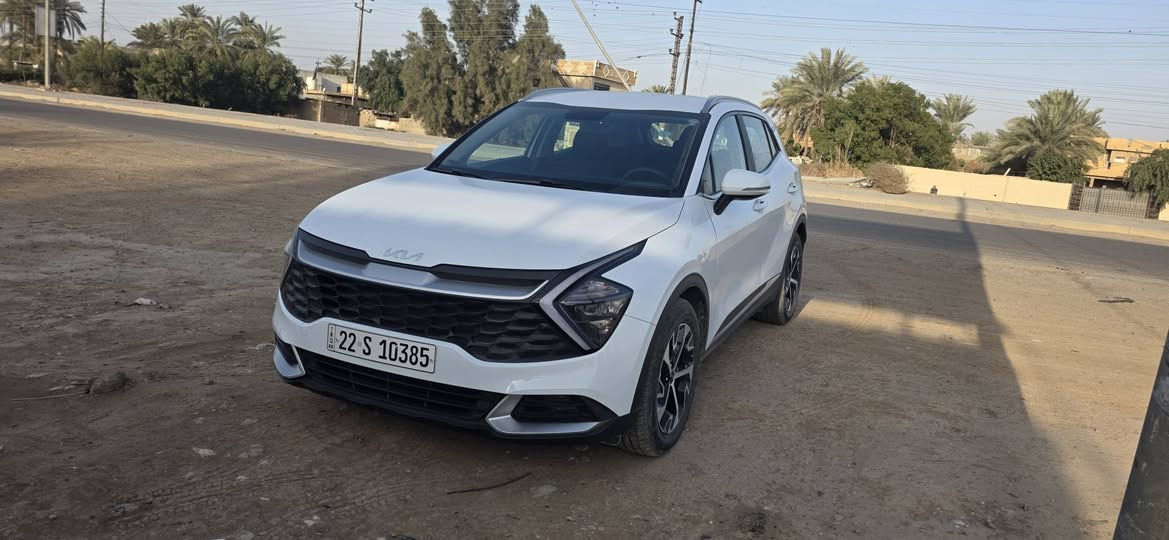 سلام عليكم سبورتج 2025
مكفوله كفاله عامه ماشيه ٢٣ الف  مواصفات عاديه 
سعر ٢٣٠. ***********
