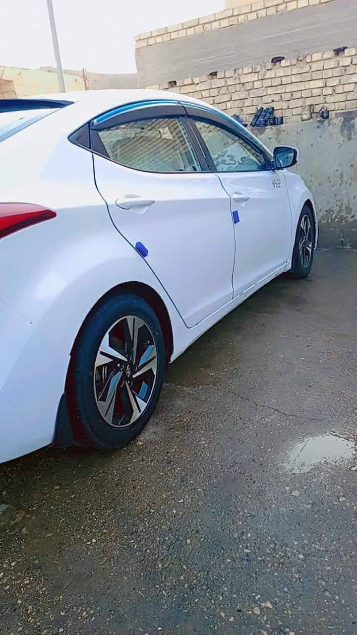 النترا  2016 كندي
مكينه 2000
 رقم انگليزي 
بسمي
فول ما عده البصمه 
تبريد ثلج
السنويه ل2030
ضربتهه بصفحه اليمنه 
1الجاملغ الامامي مبدل 
2الباب الامامي صبغ
3الجاملغ الخلفي صبغ
فقط كل دواخل مابيهه
 السعر 110وبيهه مجال
عنواني الناصريه سوق الشيوخ 
الشراي يراسل خاص او يتصل وبخدمته 
***********
