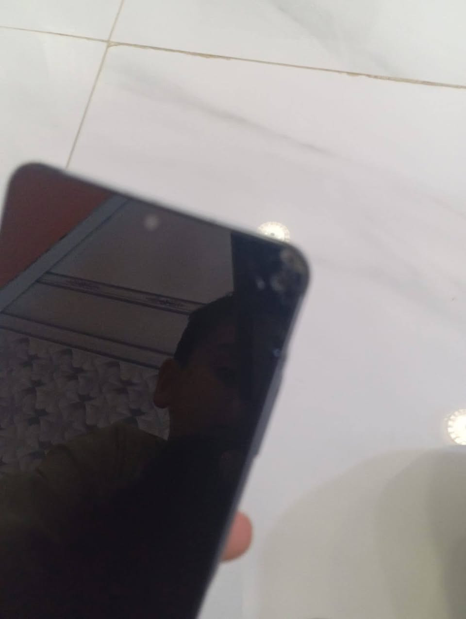 جهاز لبيع سعره مناسب ب٦٥الف بي مجال  جهاز اقتصادي للاستخدام الخفيف.   مواصفات Samsung A06 الأساسية* باختصار:

1. *الشاشة*: 6.7 بوصة PLS LCD، دقة HD+ 720x1600، 60Hz
2. *المعالج*: MediaTek Helio G85 - يمشي سوشيال وتيك توك ويوتيوب، ببجي على Low
3. *الرام*: 4GB
4. *التخزين*: 64GB أو 128GB - الأكثر شيوعاً 128GB
5. *الكاميرا*: خلفية 50MP + 2MP، أمامية 8MP. تصوير نهاري مقبول
6. *البطارية*: 5000mAh مع شحن 25W، تتحمل يوم كامل
7. *النظام*: Android 14 بواجهة One UI Core، يدعم تحديثين
8. *إضافات*: بصمة جانبية، منفذ سماعة 3.5mm، شريحتين


**إذا كنت صاحب هذا الإعلان وتريد حذفه لأي سبب، رجاءا أرسل رسالة إلى الدعم الفني**