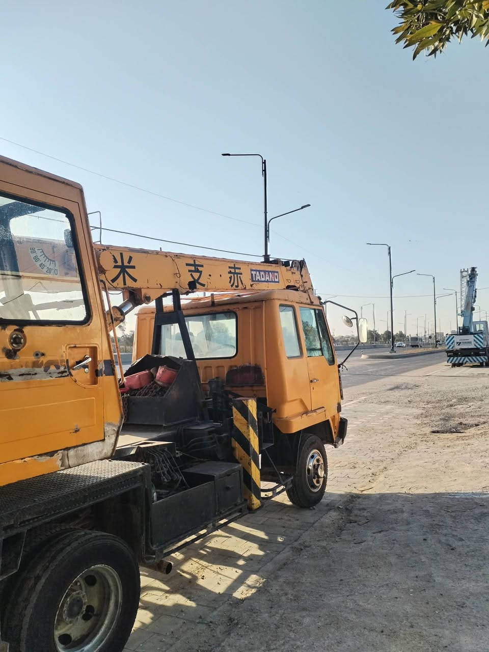 سلام عليكم البيع كرين 7 طن السعر خاص ***********
