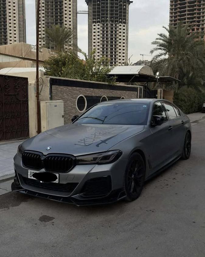 BMW 530i 2023

سەیارەکە تەنها 42km روشتووە سەیارەکە کلینە هیچ هیچی نییە کامل PPF مەت کراوە گێرو مەکینەی مەزبووتە بە شەرتی فەحس 

نرخ : لە کومێنت ژمارە یەک بنوسە راستەوخو بوت دێت

***********
بو بینینی بابەتی زیاتر فولومان بکەن ✅
#unitedautomotors #bmw530i #erbilcars

