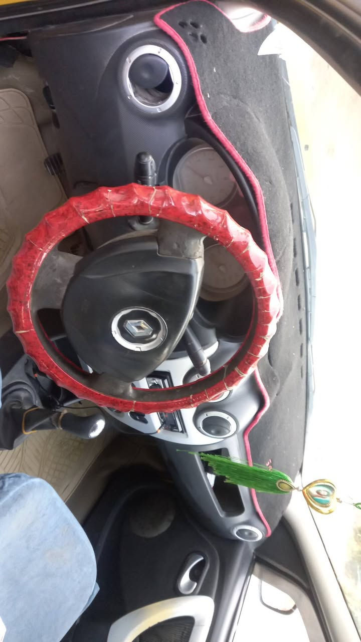 رينو ٢٠١١ رقم بصرة معاملة كاملة مع الرقم ع البصمة باسمك سيارة جاهزة من كل شي السعر ٤٨ وبيها مجال *********** مكاني الديوانية _  الشامية
