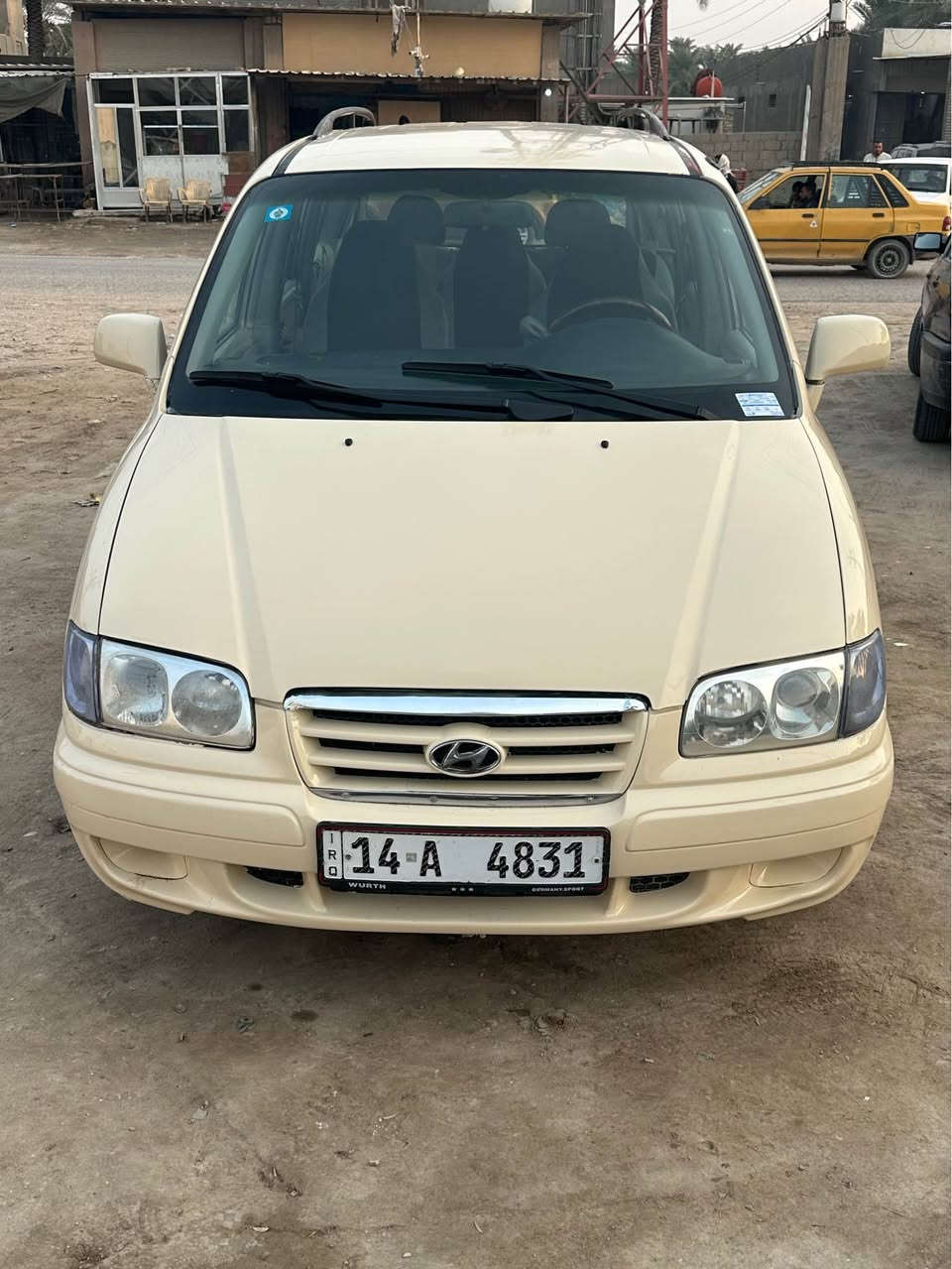 من رخصت لأدمن المحترم هونداي تراجيت موديل/2006 وارد خليجي بدون حادث مكينه وكير بلادي حجم المكينة/2700 
تبريد شغل تخم تاير جاهز من كلشي صبغ عام الي الجماليه اثر جرد السعر/74
*********** حلة, بابل
