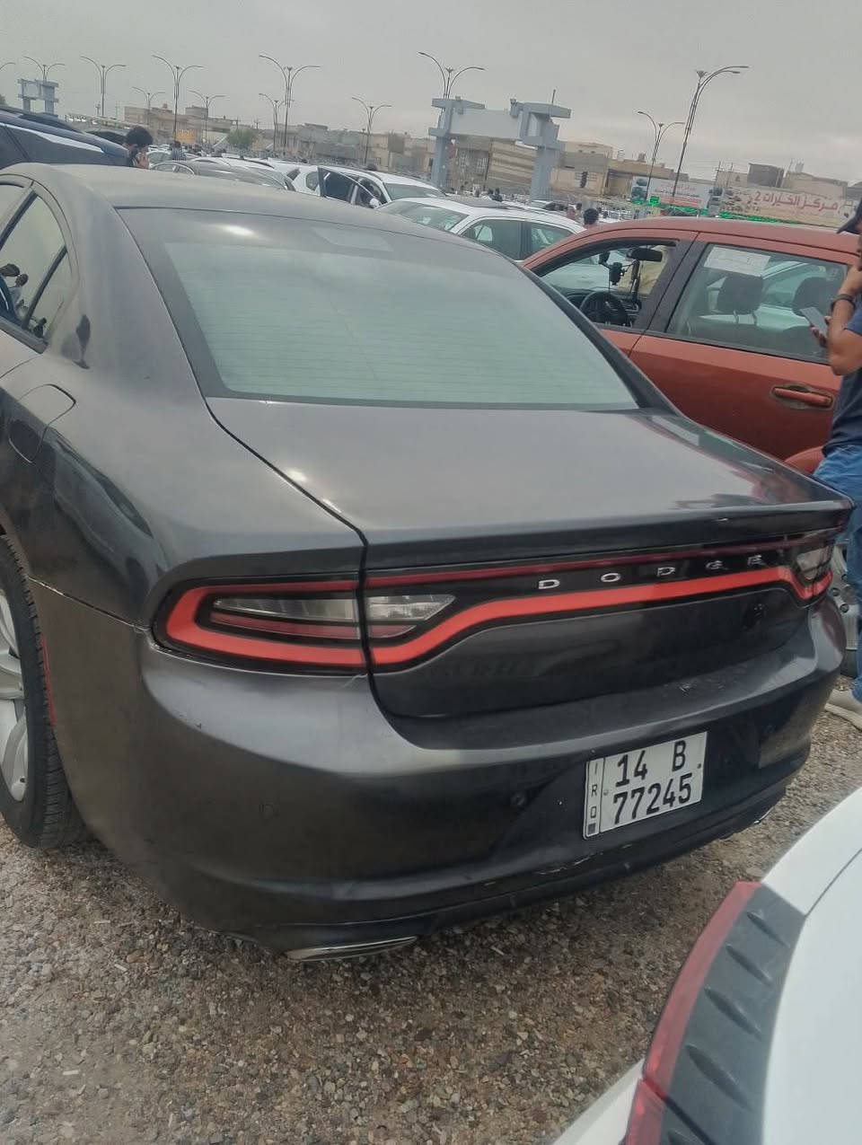 سلام عليكم
من رخصه مدير الاكروب 
جارجر 16معلايه22 
مبدل بيهه قماره اثر صقوط سقيفه ومدكر 
سياره جاهزه وحلوه للشغل للبيت
السياره وراد خليجي 
سياره رقم انكليزي بسمي
تاخذ تحويل 
السعر 100وبيهه مجال 
مكاني البصره
رقم صاحب السياره
***********
