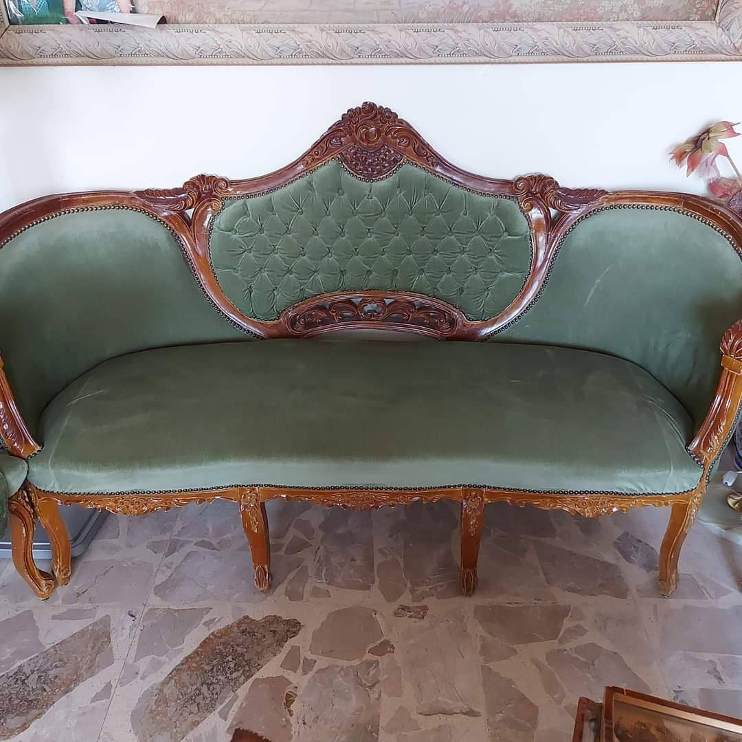 للبيع طقم وصف التل خشب زان كله
ثلاثيه وست مفارد وأربع كوبري 
مع لوحه وأربع طربيزات
للحجز والاستفسار 
0999234874


**إذا كنت صاحب هذا الإعلان وتريد حذفه لأي سبب، رجاءا أرسل رسالة إلى الدعم الفني**