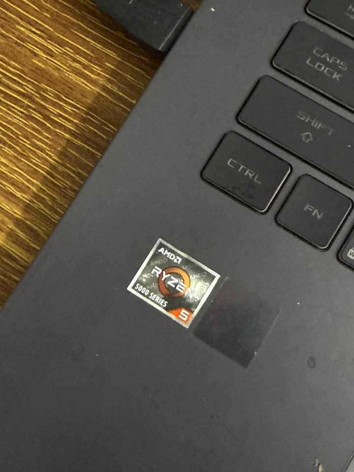 السلام عليكم للبيع السعر 950 الف رقمي ***********
