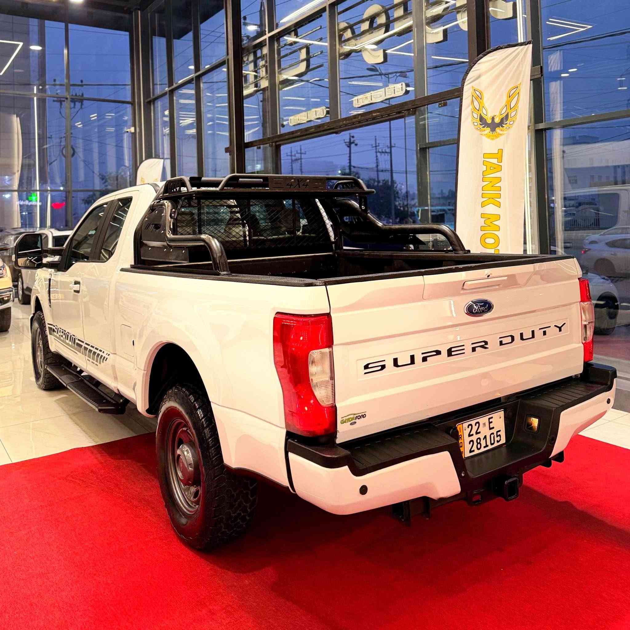 🔱السلام عليكم 🔱🛎
للبيع سيارة فورد اف 250 سوبر ديوتي
FORD F-250 super duty 
موديل 2022 
محرك 8 سلندر 6.2L بانزين
ماشي 37 الف ميل
 8 براغي
باب قصير بدي قصير
شاشة كبيرة
كاميرا خبفي دوارة
كشنات جلد
حساسات خلفي
قفل اكسل 4X2
بيه حادث طخة بسيط من صفحة يمين بدون دواخل بدون ايرباك و سيارة بجم كبس
سيارة جاهز من كل نواحي ما بيه اي نواقص كير و محرك و كهربائي كلشي بشرط
سعرها 18800$
مكان اربيل معرض تانك موتورز
☎️***********
☎️*********** أربيل, العراق
