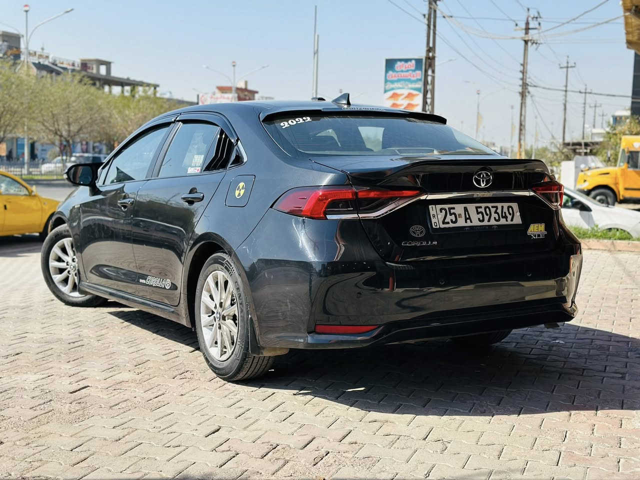 السلام عليكم
كورلا خليجي موديل 2022 للبيع وترهم مراوس
محرك 3 سلندر 1.6 كير 10 نمر رياضي 
ماشيه 96الف Km 
مبدل بيها بونيد بلادي نفس اللون بدون دواخل وايرباك وبيها رصعات موضحه بل صور 
رقم كركوك معوقين باقي سنتين وتصير حره حالياً اكدر اسويلك بيها وكاله فقط 
السعر 12500$ وبيها مجال قليل عنوانيّ كركوك 
***********
