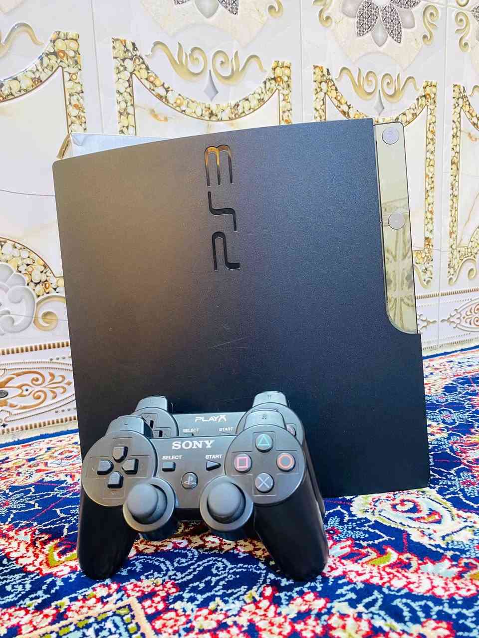 Ps3 slim مع الباكيت ماله
مهكر 
الجهاز نظيف ١٠٠٪؜ جديد بمعنى الكلمة مامفتوح
وكل ملحقاته جدد 
جوستك عدد اثنين جديدات 
واير اج دي واير كهرباء واير شحن جوستك

ذاكرته ٣٢٠GB 
يحتوي على أقوى الألعاب الحربية
Call of duty
 بكل اجزائها 
وجزئين
god of war 
وثلاث لعبات بلي تو حرب الخليج و..
السعر ١٥٠ ألف بيه مجال بسيط
عنواني بغداد كمالية 
***********
