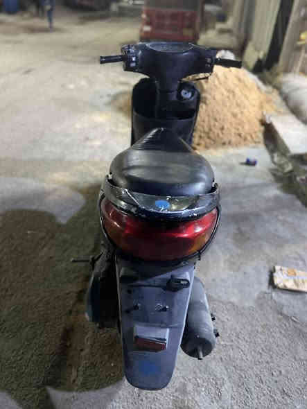 السلام عليكم شباب دراجة بريز للبيع  بيه باتري كاعد تشتغل هندر ونقص تريشة مثل ماموضح بلصورة ‏‪***********‬‏ هاذ الرقم بي واتساب والسعر واتساب مامتوفر خاص راسلني واتساب وبيك خير وتدلل
