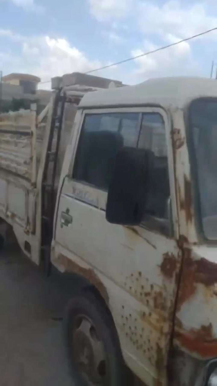 دانية نيسان للبيع محرك اوكير واكسن شرط رقم نينوى ***********
