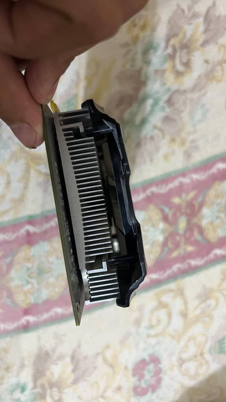 للبيع 
كرت شاشه  gtx 1050 ti 8g 
الكرت بدون منفذ باور يعني ركب و لعب 
السعر 90
توصيل موجود


**إذا كنت صاحب هذا الإعلان وتريد حذفه لأي سبب، رجاءا أرسل رسالة إلى الدعم الفني**