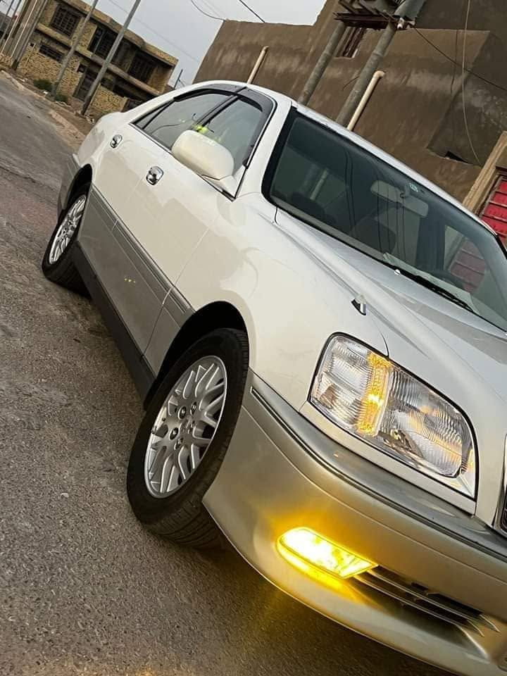 ملكه 2001 دكمتين محرك ففتي برده خلفيه اربع كشنات كهربائيه قرار 102 بيه رقم تسقيط ميسان باقي بس الكمرك السياره كصة قماره عنوان السياره العماره *********** السعر 80
