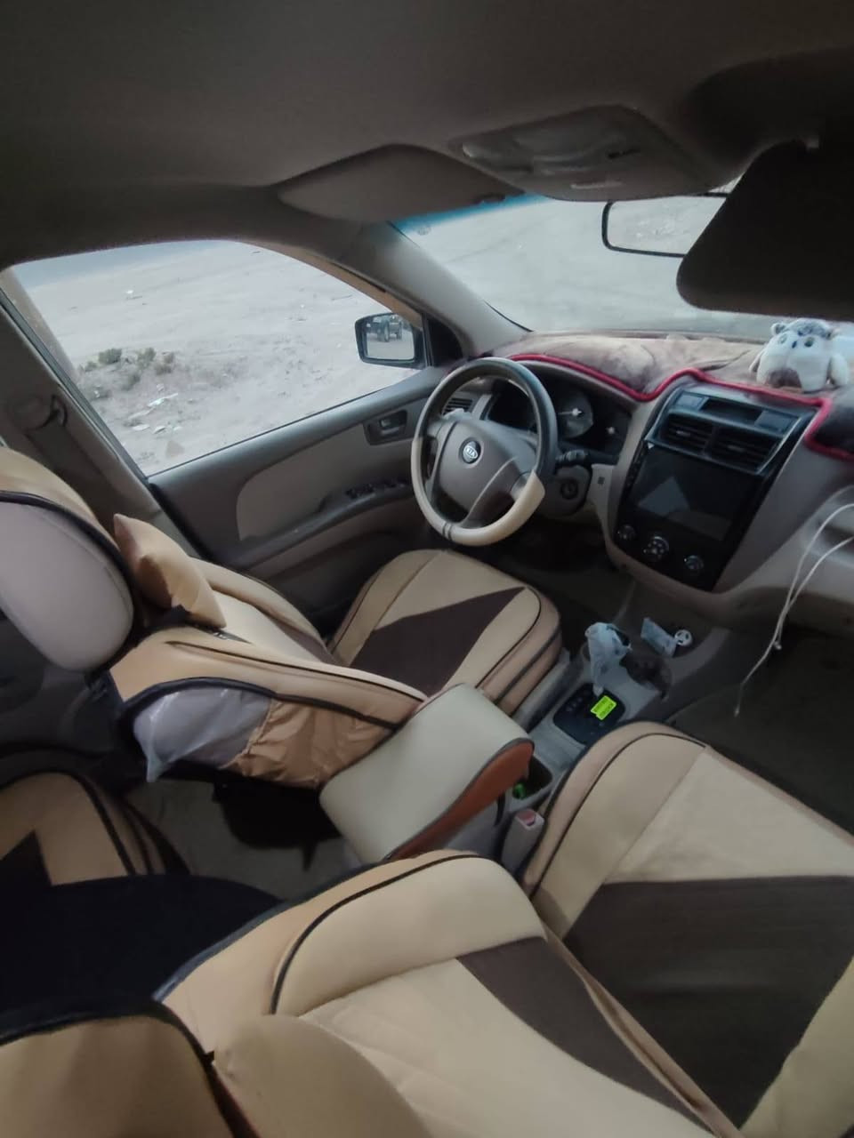 سلام عليكم كيه سبورتج موديل 2009 للبيع او مراوس حسب القناعه كفاله عامه سياره عده طخه بالبنيد مكينه 2000،دوش،تخم تاير، حداديه كله جديد سياره ماناقصه شي السعر 125وبيه مجال بصيط العنوان البصره القرنه للاستفسار (***********)
