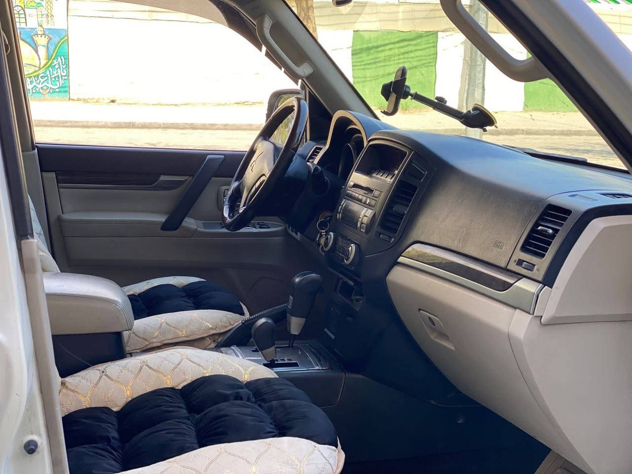 باجيرو حبتور 2010خليجي كفاله عامه ضربه وصبغ وتبديل فول مواصفات فتحه مري شفط كشنات جلد وكهربائي دمام تحكم استيرن حساسات خلفيه زراق لايت  اشاير بالمري محرك وكير مكفولات سياره جاهزه حداديه تخم تاير تبريد تدفئه 6سلندر 7راكب 3قطع تبريد السعر132رقم بغداد
 ‭0773 204 4076‬للاستفسار مكان كربلاء كربلاء, العراق
