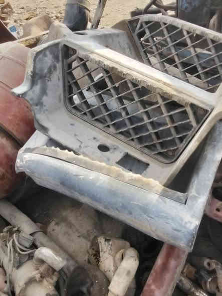 سلام عليكم ادوت رينو  تانكي كاز بلادي  زاد دوس زاد جملغت زاد صالصه واد قاعده باتريات  المكان بغداد كسرء وعطش رقم الهاتف *********** تحياتي للجميع
