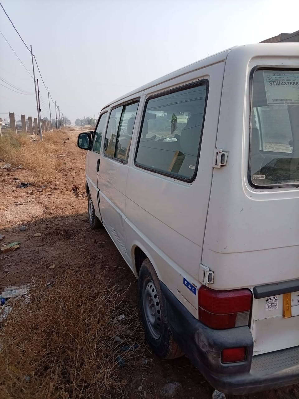 سيارة كولف باص موديل ٢٠٠١ بسمي رقم بغداد كشرهة جيد يرادلهة ترتيب كشنهة الخلفي موجود ونضيف محرك بي تبخير مستحق والي يسال عن غراضهة موجودة عند حجي ليث خلف تانكي ماء باب الشرقي السعر ٢٢ اوبيهة مجال العنوان بغداد الاوسمة والانواط
***********
