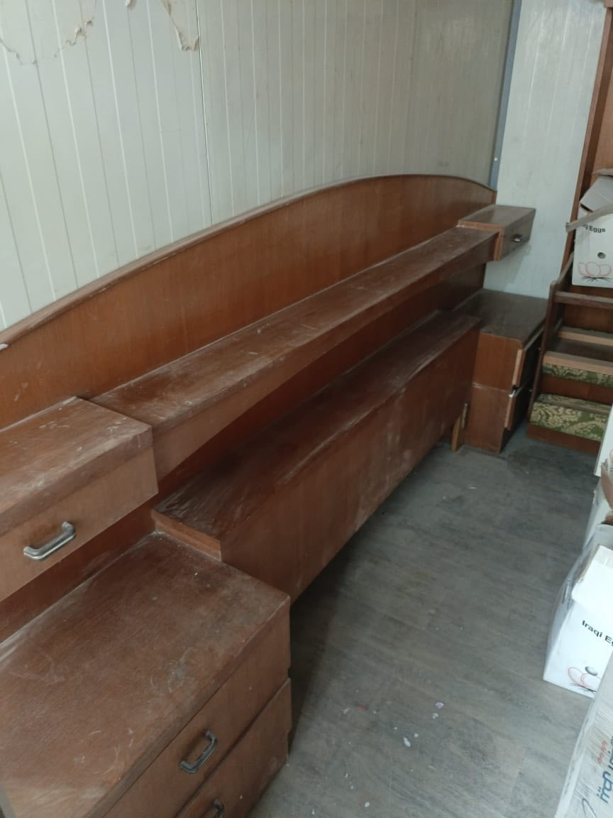 غرفه كامله للبيع بسعر ٤٥٠ الف 
العنوان بغداد حي الجامعه


**إذا كنت صاحب هذا الإعلان وتريد حذفه لأي سبب، رجاءا أرسل رسالة إلى الدعم الفني**