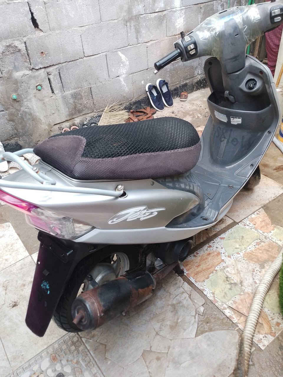 سلام عليكم ماكس قجمه مال رمبه للبيع العنوان بشط العرب السعر ب 800 وبيها مجال للتواصل ***********
