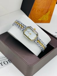 ساعة نسائي • تصميم راقي • توصيل