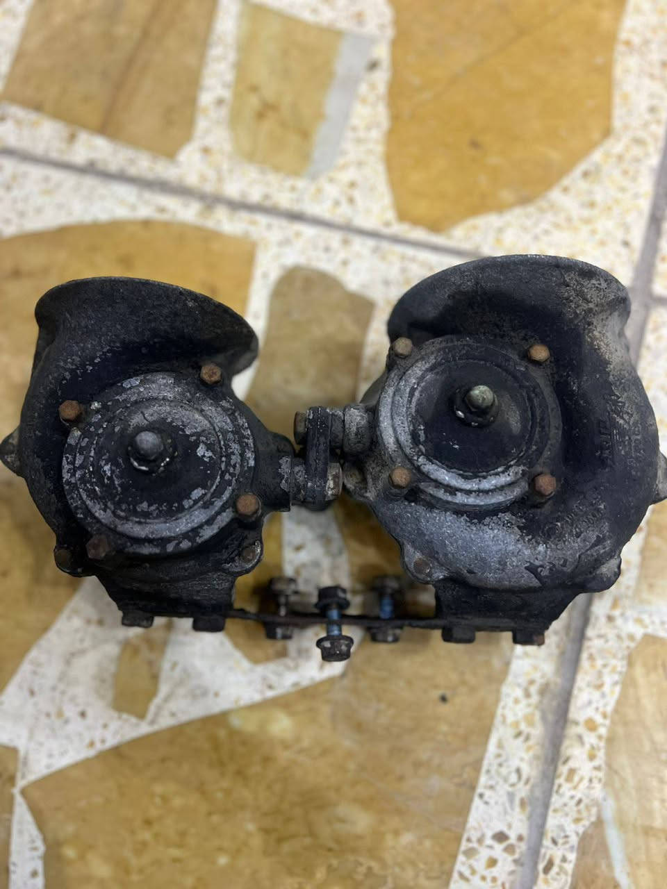 البيع نقدي هورن ام سيوف اصلي 3اوراق مكان كربلاء رقم ***********
