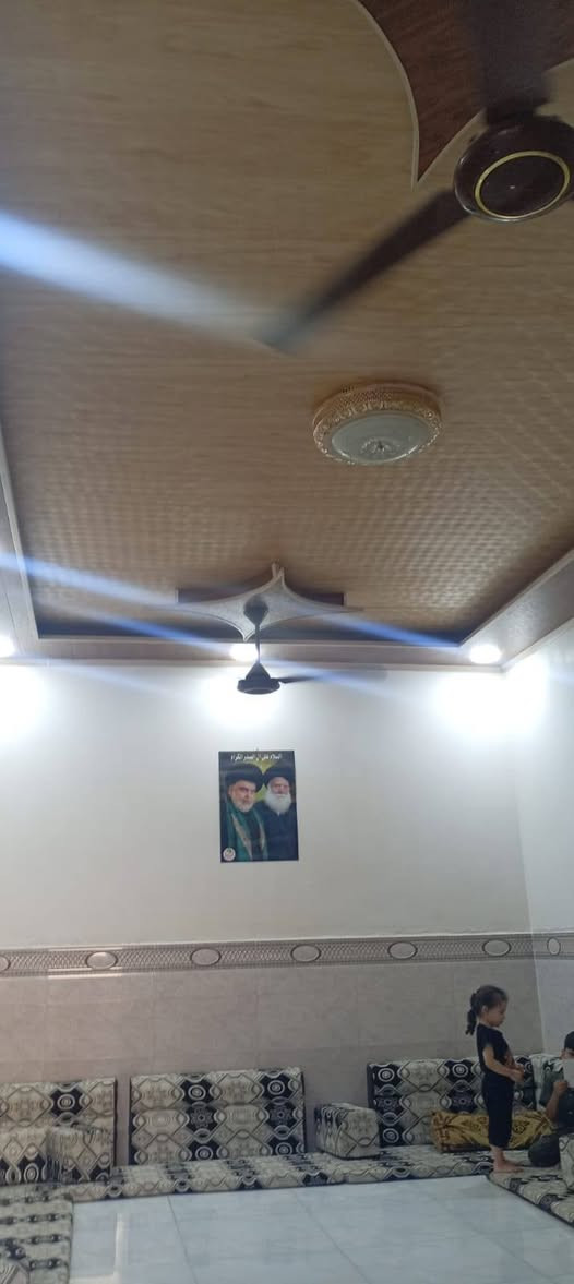 سلام عليكم 
بيت للبيع 
المساحة 160 م
استقبال ديكور + حديقة + كراج + مطبخ + غرفتين + صالة + صحيات 
بناء حجر صب  كونكريت مسلح
ارضيه البيت كلهة بورسلين درجه 1. مطبخ +صاله + استقبال سيراميك. البيت كله سقوف ثانويه 
العنوان. البراكيه نهاية شارع معمل الاسمنت قرب فلكة المعمل يبعد عن الشارع العام 100 م. خدمات متوفرة بلكامل 
للأستفسار. خاص او على الرقم ***********
سعر 45 وبي مجال للشراي
