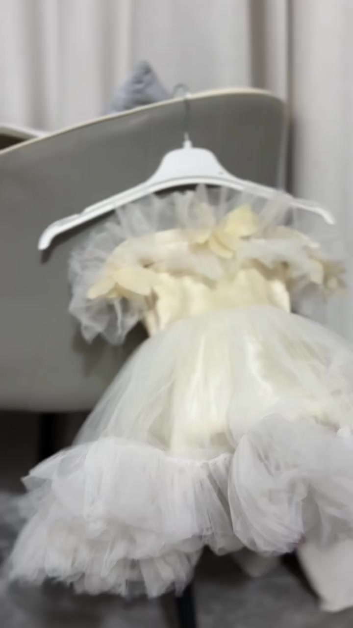 اسعار جدآ مناسبه ملابس مستخدمه نضيفه تلبس من سنه إلى سنتين


**إذا كنت صاحب هذا الإعلان وتريد حذفه لأي سبب، رجاءا أرسل رسالة إلى الدعم الفني**