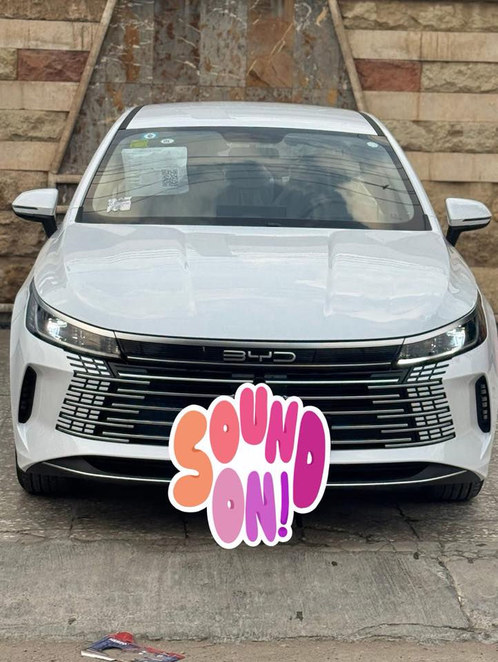 بي وادي ديستروير 2025 زيرو كارت بصمه  بلكن هايبرد بتفويله تمشيك1500 كيلو
ملاحظه ملحقات السياره اصليه كارت اصلي  + شاحن اصلي + منفاخ + 

🔥مثبت لوحات سنويه باسمي

💎محرك 1500 هجين تنفس طبيعي هايبرد + بانزين + شحن ذاتي + شحن خارجي 

💎بصمه تشغيل+تشغيل عن بعد   

💎السياره مرتبطة بذكاء الصطناعي حسب قيادتك تصرف بانزين 

💎كير ماوس 

💎فتح باب كارت انفسي 

💎تبريد قطعتين 

💎شاشه قلاب + كار بلي 

💎جلد ابيض 

💎بكلايت ليد متصل اشاره خلفيه نشره لكزز 

💎لد+ اشاره ليد لايت + لايت زينون 

💎هاندر بريك بصمه + اوتو هولد 

تشغيل فقط لمس للبريك

💎حساس خلفي + سعر سياره.  ١٩ مليون ونص   للستفسار رقم هاتف ***********
