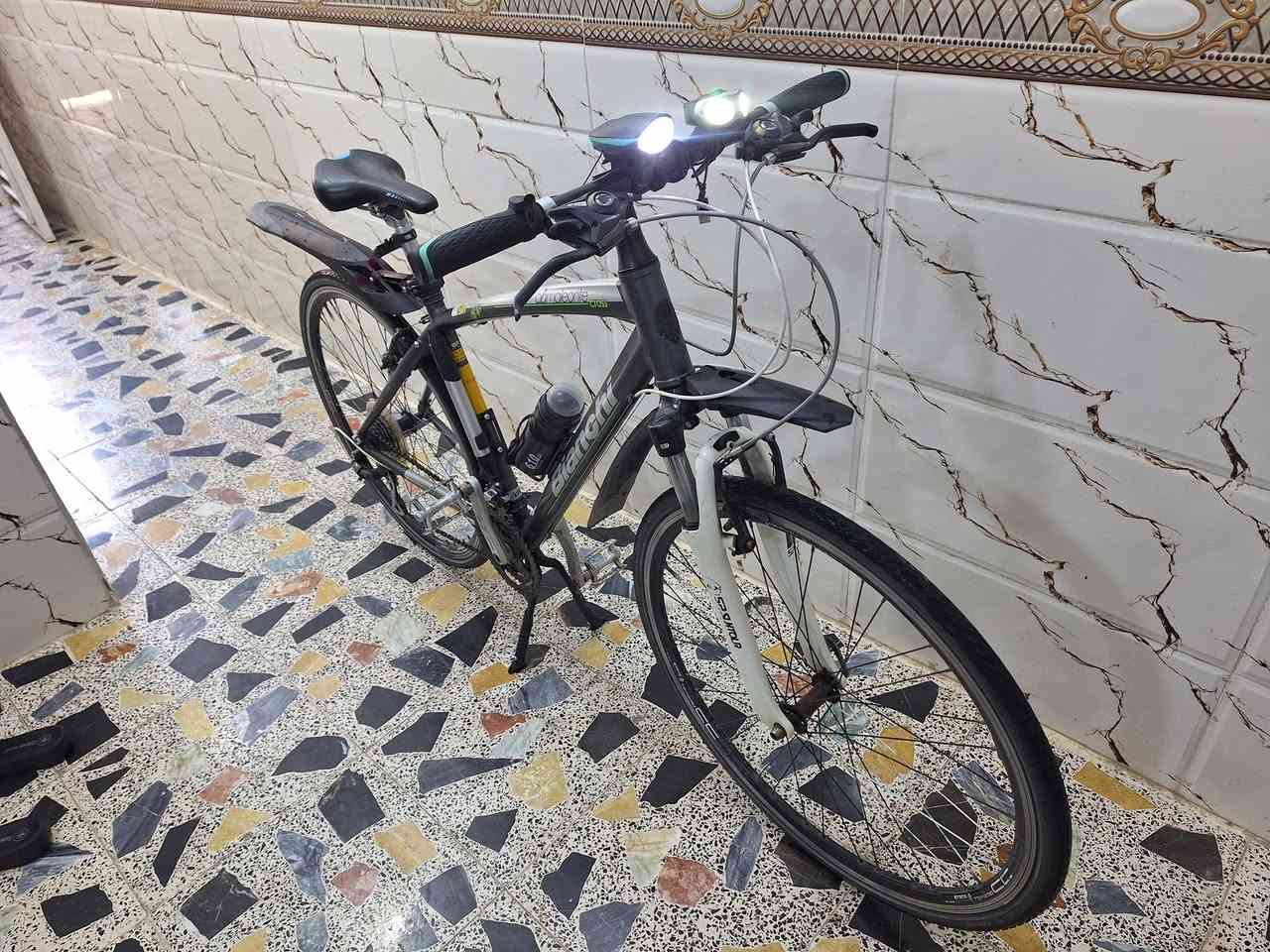 السلام عليكم
بيانكا إيطالي 
المعدن ألمنيوم 
C700/47
نظيف جداً
خفيف الوزن 
السعر ٣٢٠
عنوان بغداد شهداء العبيدي


**إذا كنت صاحب هذا الإعلان وتريد حذفه لأي سبب، رجاءا أرسل رسالة إلى الدعم الفني**