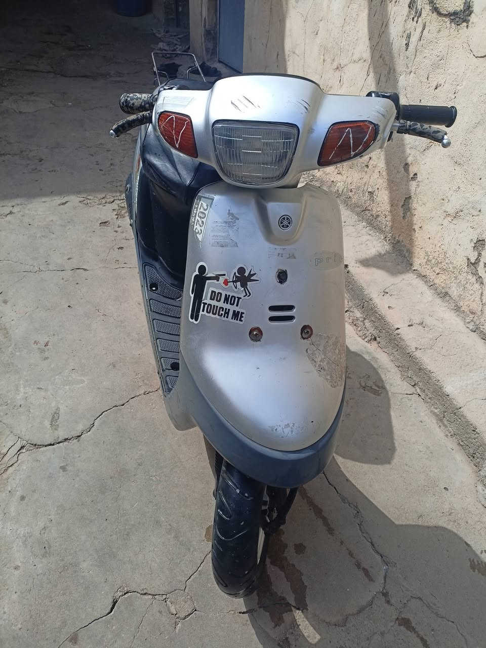 مطار للبيع السعر 300 مكاني وادي حجر ***********
