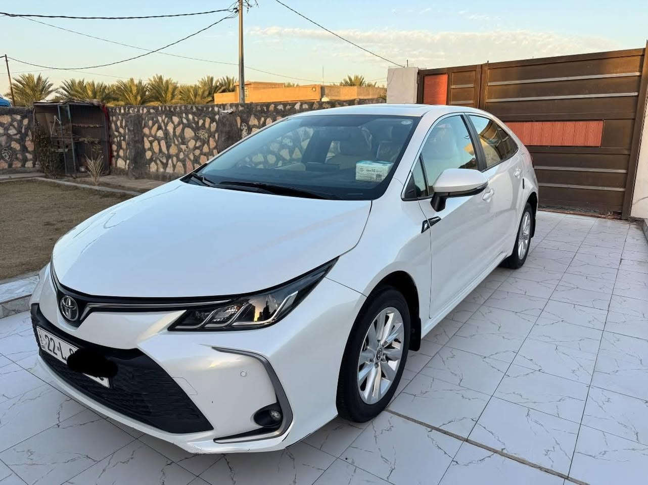 للبيع كورلا خليجي ساز موديل 2024🚘🚘
فئة GLI
ماشية 38 ألف 
مكفوله كفاله عامه السياره 
ضمان شركة ساز دهن وصيانة  ✅
مكان السياره كربلاء

المواصفات
فتحة سقف
داخل لونين
كشنات ساز
ومصابيح LED 
حساسات أمامية وخلفية للركن
مراقبة النقاط العمياء مع تحذير عبور المرور الخلفي
شاشة وسطية 8 إنج (Apple CarPlay / Android Auto)
شاشة عدادات رقمية 7 إنج
مثبت سرعة راداري + تنبيه مغادرة المسار
استهلاك وقود اقتصادي جدًا
 
للاستفسار ***********
