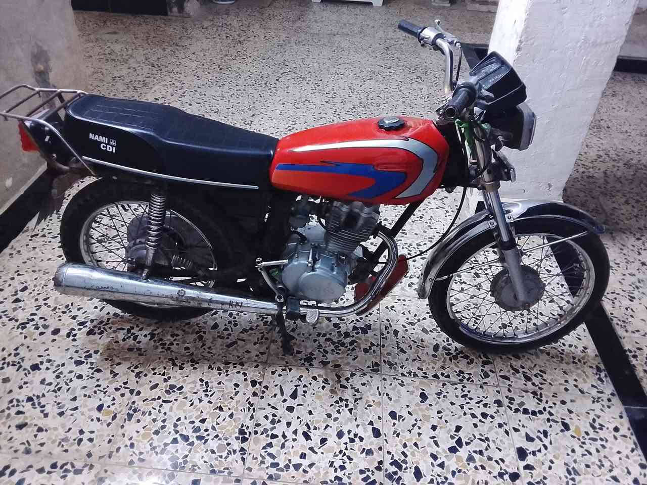 سلام عليكم دراجه نامه اصلي شاصي كصبه رفيعه مكينه نامه اصلي بيه خيط دخان  كهربايات كله شغاله  مكاني ابو رمانه سعر 475وبيه مجال ***********
