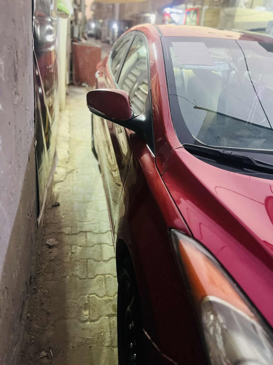 لسلام عليكم النترا 2012 وارد حادث جاملغ مصلح نفسه والبنيد مبدل وبيها تصليح الغد اليمنه موضح بالصور سياره فول مواصفات عدا البصمه جاهزه بغداد باسمنه للبيع أو مراوس  حسب القناعه السعر 105 
***********
