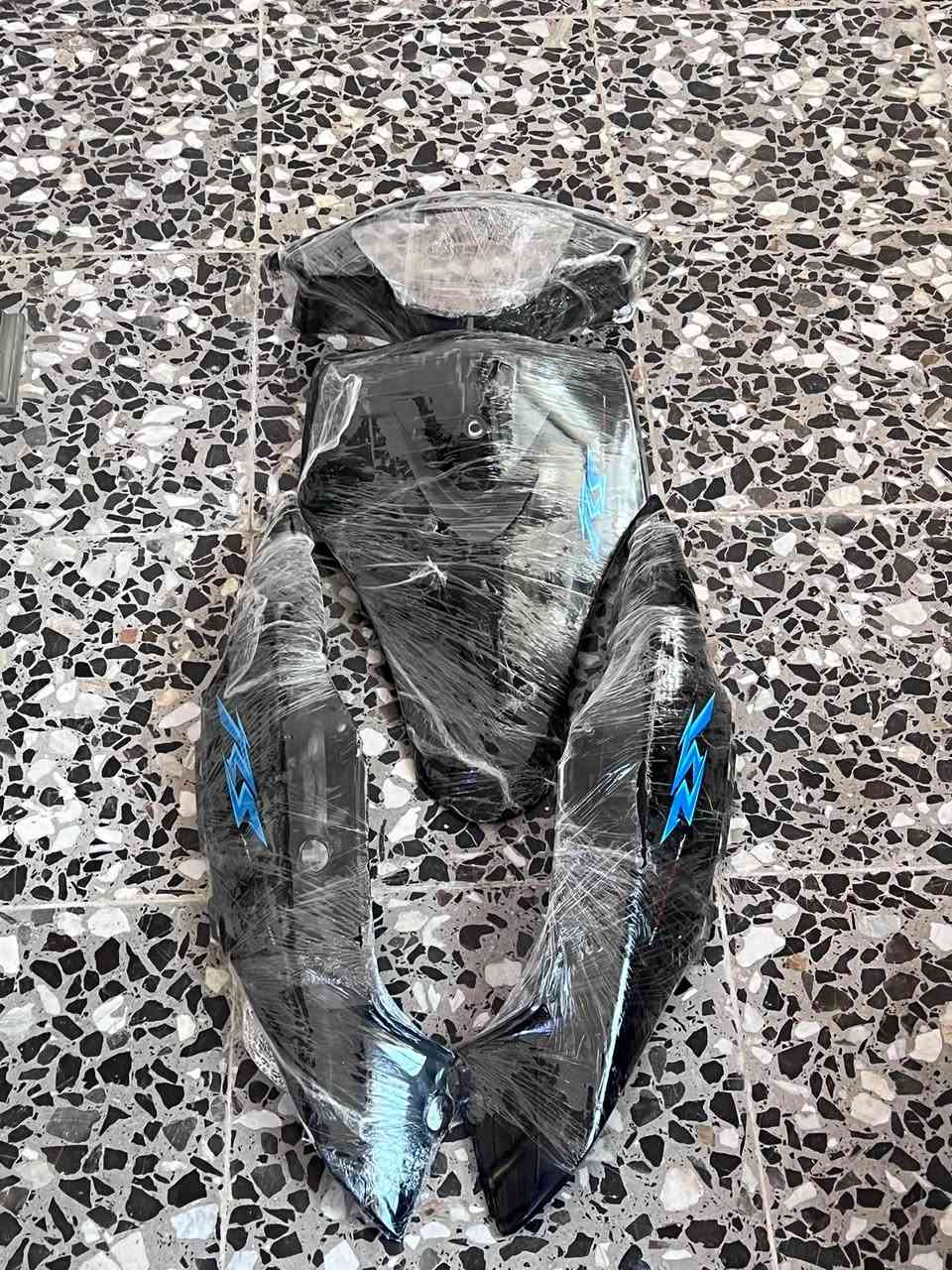 سلام وعليكم كفر دراجه ماكس عدله سعر كفر 25 وبيهن مجال لويل سعره 35وبي مجال بس ولي لفافان بي عواج لخلفي وسينيه سعره 15 ودبل سعره 25 وبي مجال اوشاره سكنس جبلي سعره 25 وبيه مجال مكاني ميسان ابو رمانه رقم *********** بس شراي يخابرني
