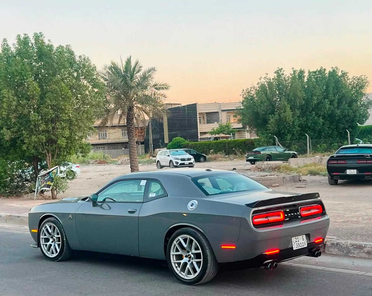 للبيع او المراوس
جالنجر 2019 لون سمنتي 🩷
Sxt حادث سرقه أكفلك الشاصي واللغد وكل الدواخل
صور الحادث بلمنشور 
السياره غرفه جلد احمر
ويل كل برومبو 
شاشه كار بلي 
صدر تبريد مكينه كير كلهن جدد شرط من الشروط وين متريد تفحص افحص 
السعر 143 وبالعافيه علياخذها 
العنوان بغداد البياع 
***********
