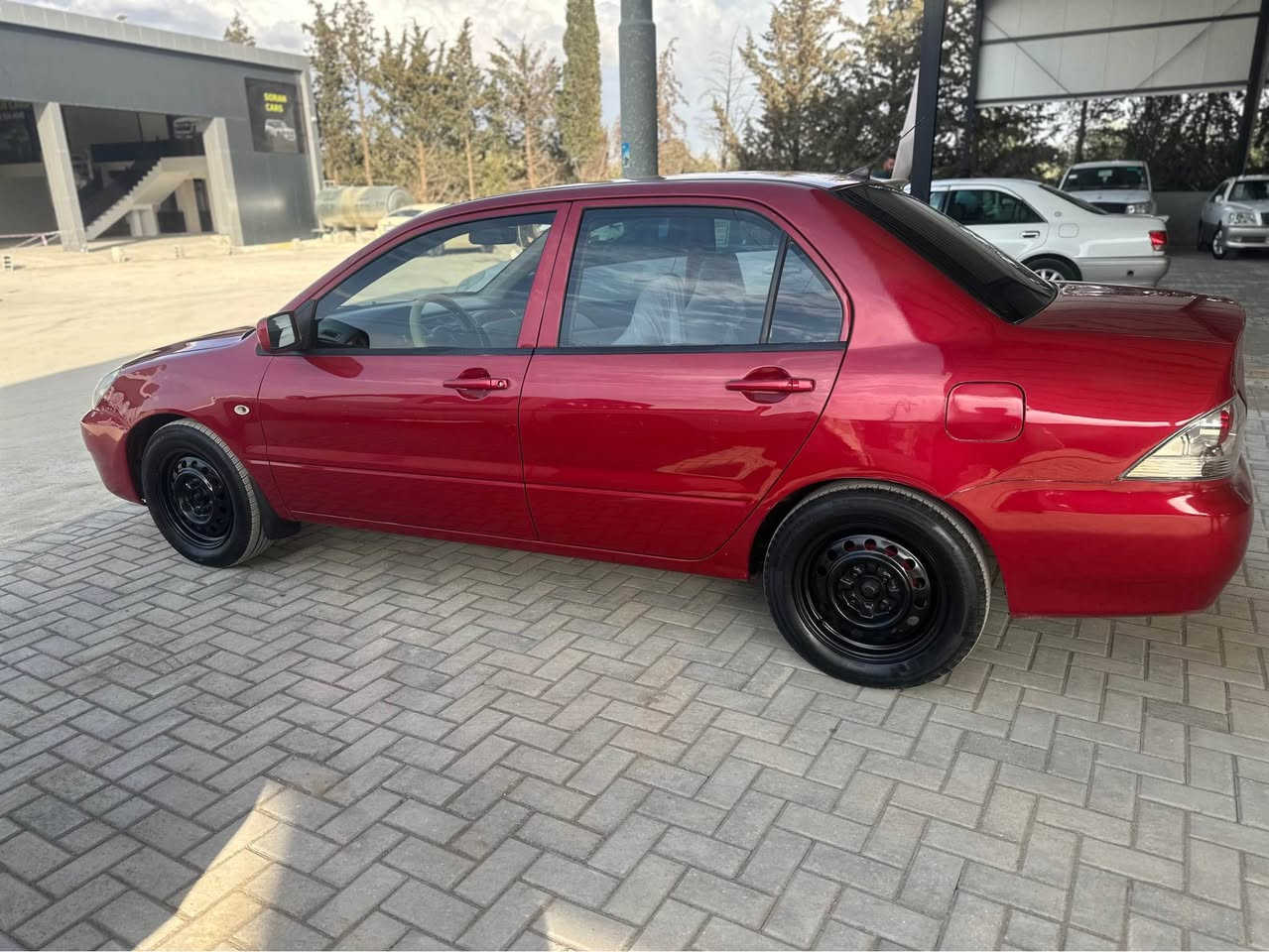 لانسر موديل 2008
مه كينه گه وره 
ناو زه رد ناو فورميكا
سويج كونترول ئاوينه كاره با 
سه نه وي و ره قه مي تازه يه تا 2027 مانگي 7
جوار تايه ي تازه 
گيرو مه كينه و تبريد و ته قه و ره قه ي به شه رت
مه سره في تانيه 
جوار بارجه ي بوياخه قرجي دواي هه يه 
بيشي كه بسه سه ياره كه مالي دوسته 
هه موو گياني مه زبوته 
سعر 72 مه عمه له يه كي كه م 
ز.م ***********
*********** السليمانية, العراق
