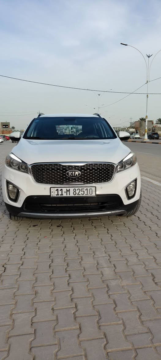 سورنتو 2016خليجي بسمي بيه بارد قليل كلش بل بنيد والباقي كفاله عامه 4سلندر سبعه راكب جنطه كهربائية شاشه كبيره كامره مري شفط عدد البصمه 2 ماشيه 190
السعر 205وبيه مجال 
رقم ***********
مكان السياره الرميثه
