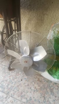 يو بي اس • مفرغه • مروحة شغاله