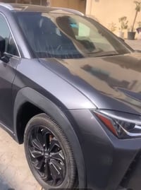 UX 250h • ٢٠٢٤ • مسجله الإمارات