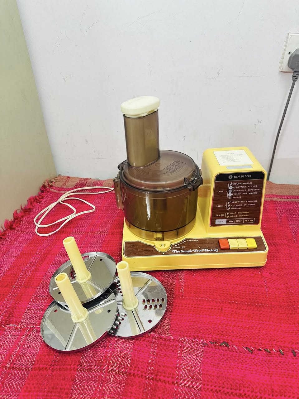 غراض للبيع


**إذا كنت صاحب هذا الإعلان وتريد حذفه لأي سبب، رجاءا أرسل رسالة إلى الدعم الفني**