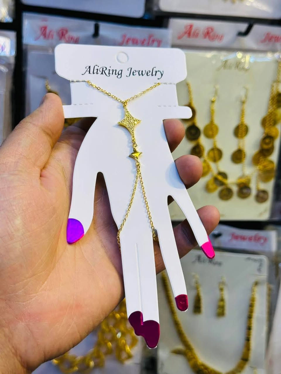 ذهب برازيلي طلاء ثابت 💯
تجدونها لدينا اكسسوارات زمردة


**إذا كنت صاحب هذا الإعلان وتريد حذفه لأي سبب، رجاءا أرسل رسالة إلى الدعم الفني**