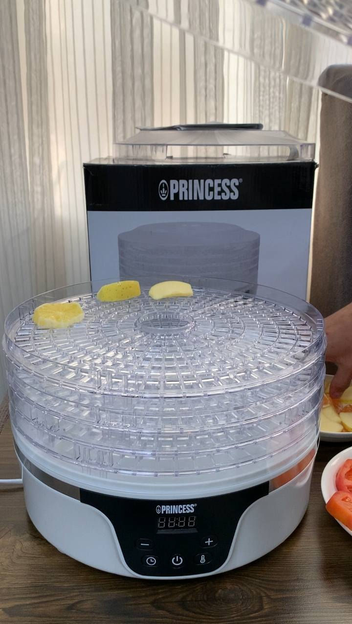 ئامێری ئەڵمانی ئەمازۆنی   وشکردنەوەی میوەو سەوزە 
٥قاتەو پلەی گەرمی و کات خۆت دیاری ئەکەی فوول کوالێتی بە ماوەی چەند سەعاتێک بۆت وشک ئەکاتەوەو پێویست ناکا چەند ڕۆژێک لەبەر هەتاو بێت بە کارەبای ڕەیسی و مۆلی  چەن عەدەدێکی کەم بەردەستە تازەو بەکار نەهاتوون کەتەلۆکی خۆی 
شوێن سلێمانی گەیاندن هەیە بۆ هەموو شارەکان 
گەیاندن بۆ ناو سلێمانی خۆڕاییە عەدەد بەردەستە
ژم/***********/*********** السليمانية, العراق
